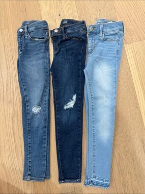 Old Navy Girls’ Jeans Trio - Girls Size 7 - Light Blue, Medium Blue, Dark Blue